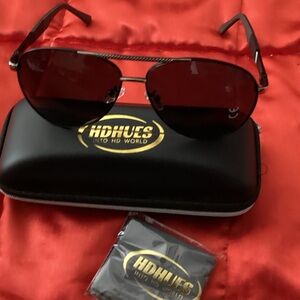 Black Aviator Sunglasses